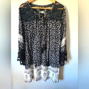 S. R. FASHION Floral Black and White Bohemian Rayon Dress